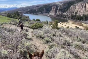 A J Brink Outfitters at Sweetwater Lake Resort