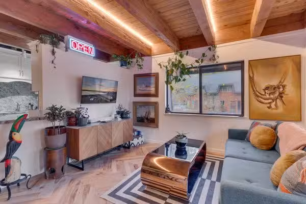 Academy Travel USA & Travel School