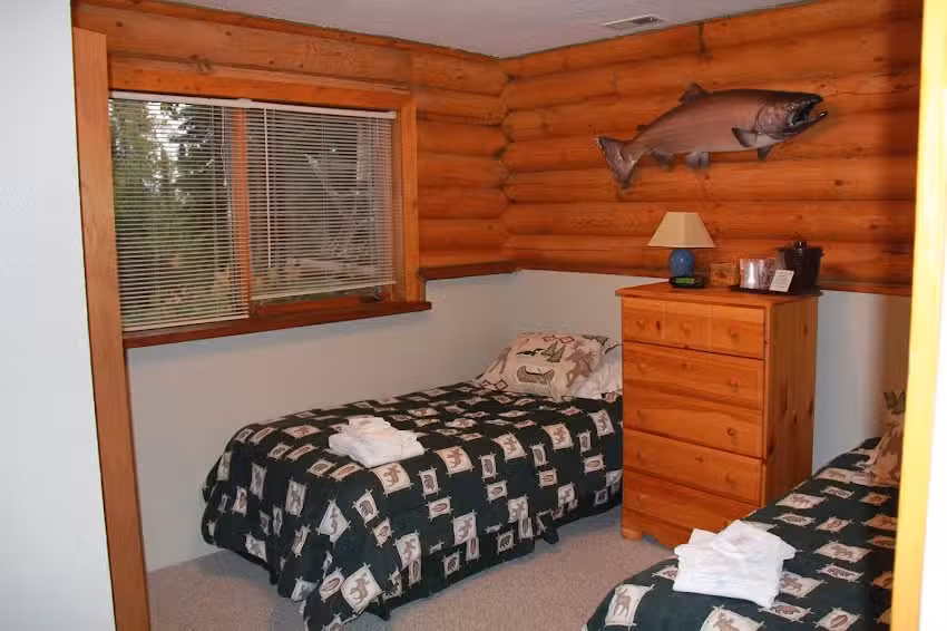 Alaska Hooksetters Lodge