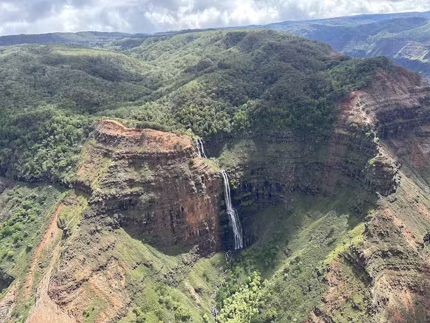 Ali&rsquo;i Kauai Air Tours & Charters