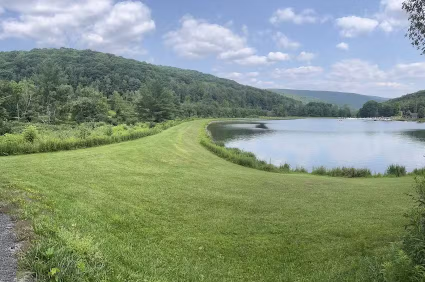 Alpine Four Season Lodge – Highmount