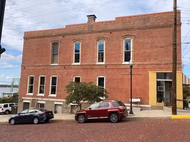 Alton Regional Convention & Visitors Bureau