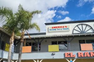 America&rsquo;s Income Tax & Live Scan