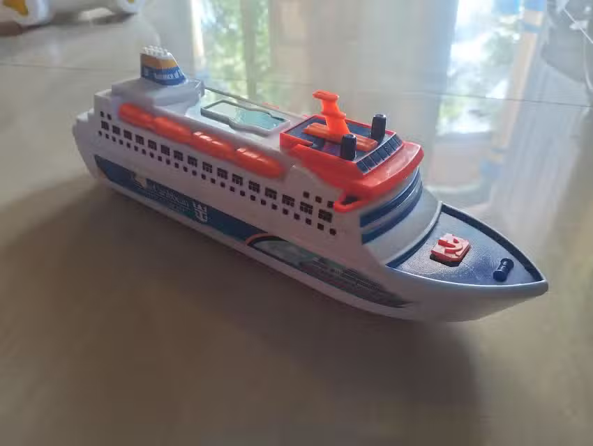 American Cruises & Tours