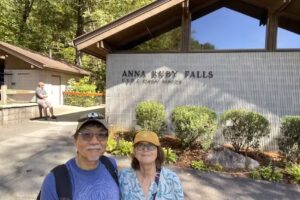 Anna Ruby Falls Visitor Center & Gift Shop