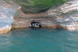 Apostle Islands Sea Cave Tours