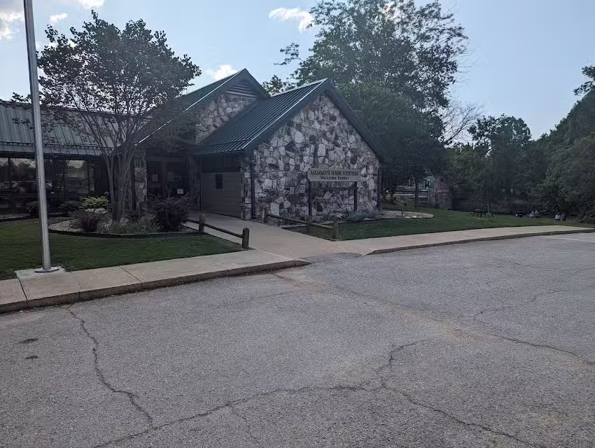 Arkansas Welcome Center at Mammoth Spring