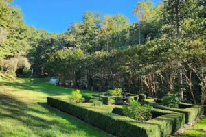 Asheville Cabins of Willow Winds