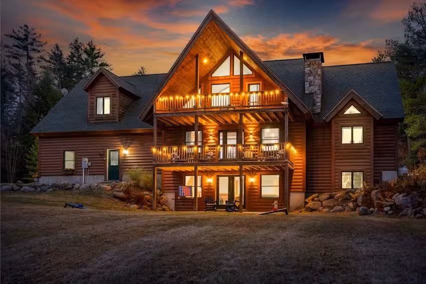 Basecamp Retreat in Newry | Kozi Stays near Sunday River