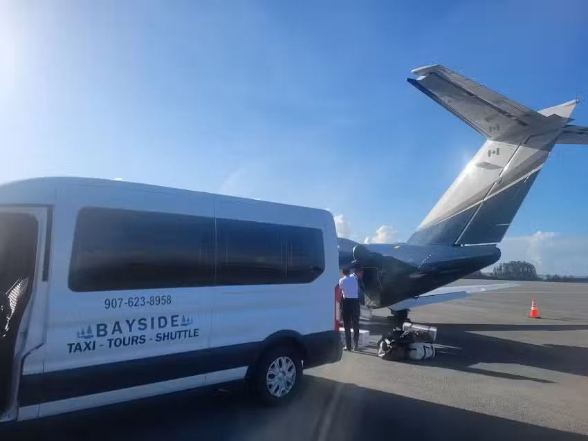 Bayside Taxi,Tours & Airport Shuttle llc.