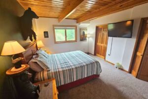 Bear Mountain Lodge Maine