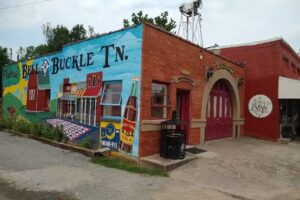 Bell Buckle Hideaway