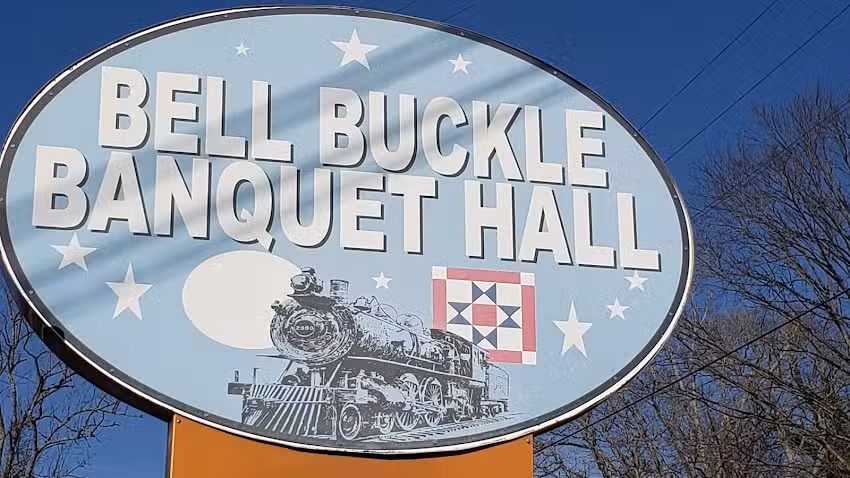 Bell Buckle Hideaway