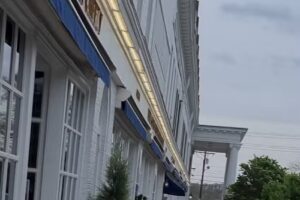 Berea College Visitor Center & Shoppe