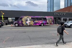 Big Drag Bus (Nashville Party Bus)