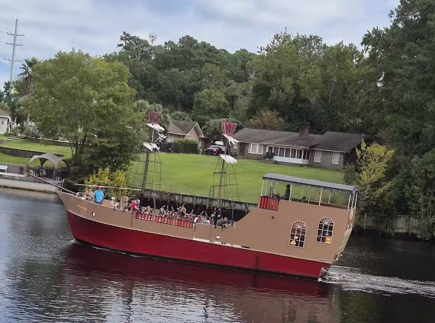 Blackbeard&rsquo;s Pirate Cruise