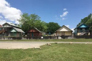 Blanco Riverside Getaway Cottages & RV