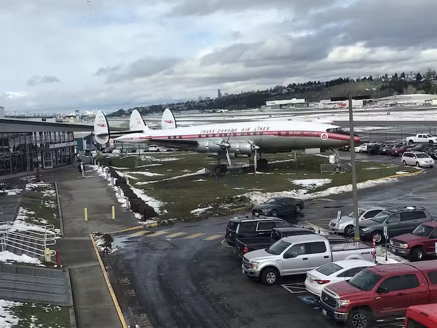 Boeing 9-55 Visitor Lobby