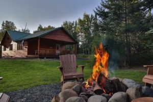 Brule River Cabin -Boxcar Hole