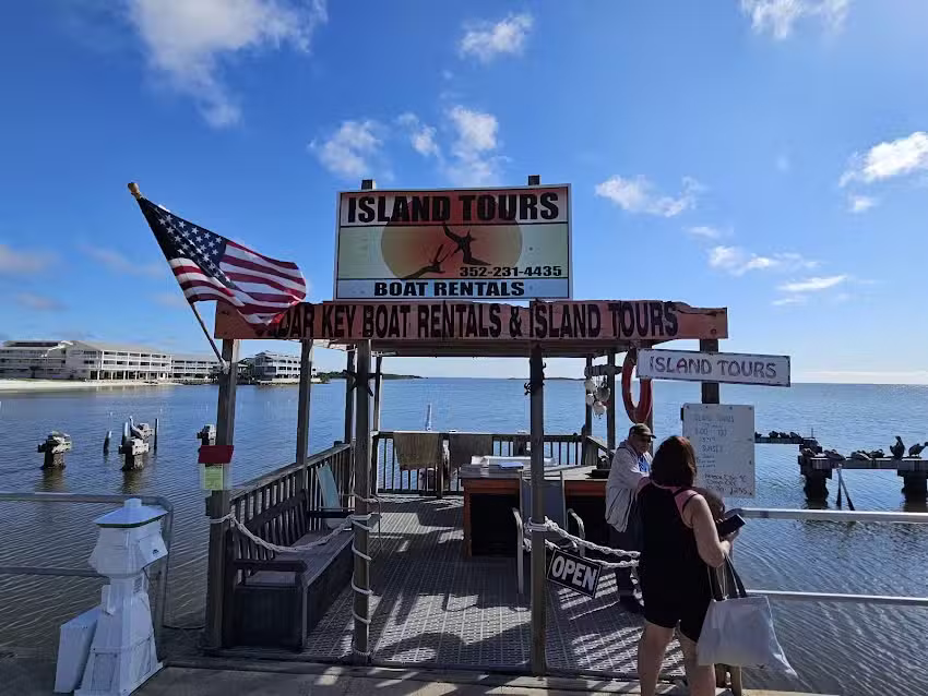 Cedar Key Boat Rentals &Island Tours