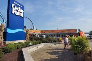 Cedar Point Guest Services