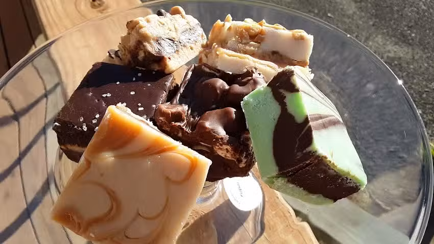 Cliffside Getaway Vacation Rental