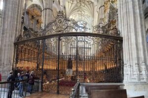 CM Travelventures INC