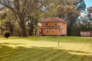 Conneaut Creek Fishing Lodge
