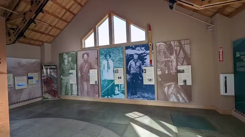 Copper Center Visitor Center