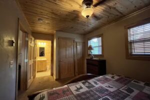 Cottonwood Cove Guest Ranch
