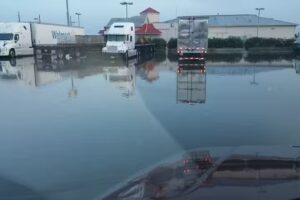 Cottonwood Travel Center