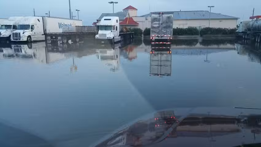 Cottonwood Travel Center