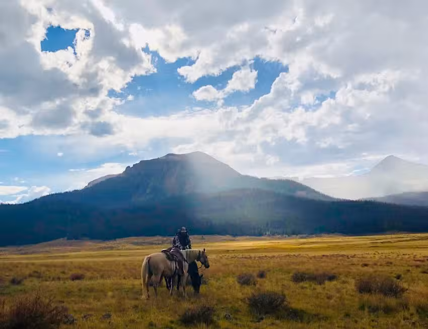 Crazy Horse Outfitters