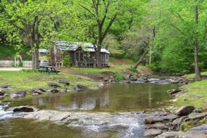 Creekside Mountain Cabins