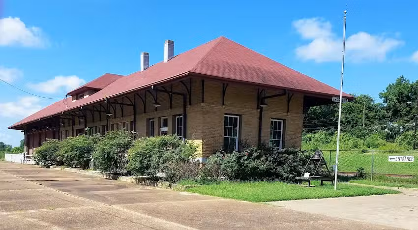 Crockett Visitor Center