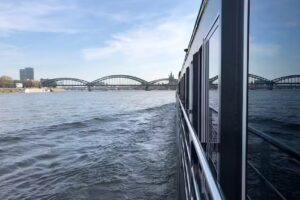 Cruise Planners – Carol and Sara Matulonis