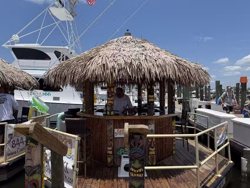 Cruisin&rsquo; Tikis Orange Beach