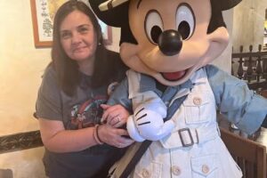 D.H.L. Travel – Disney & Universal Vacations