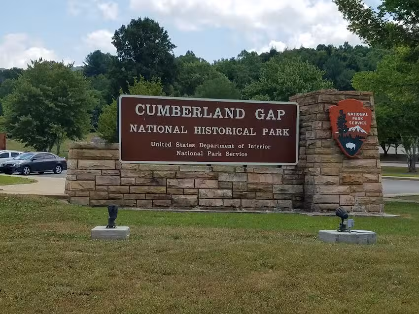 Daniel Boone Visitor Information Center