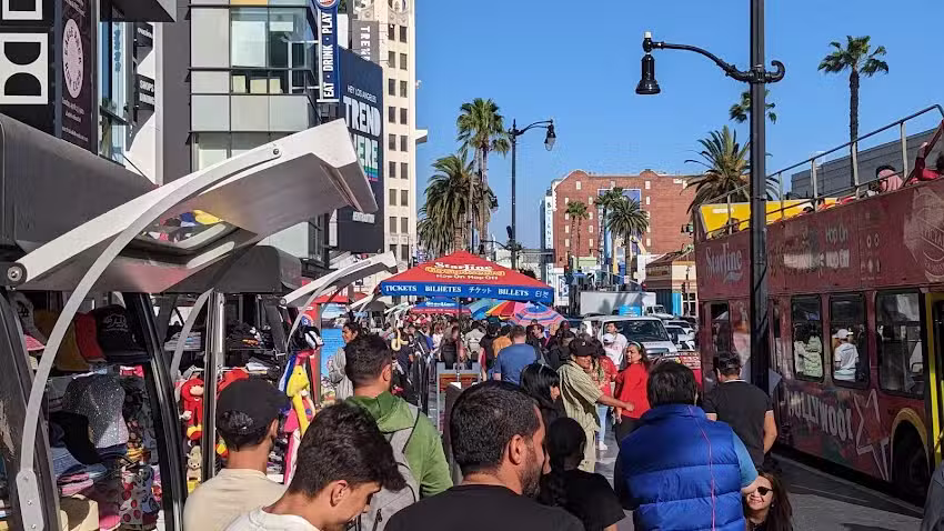 Dave&rsquo;s Hollywood