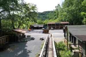 Deep Creek Lodge & Tube Outpost