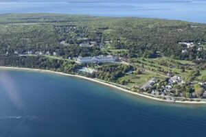 Delta Fox Chicago Airplane Tours