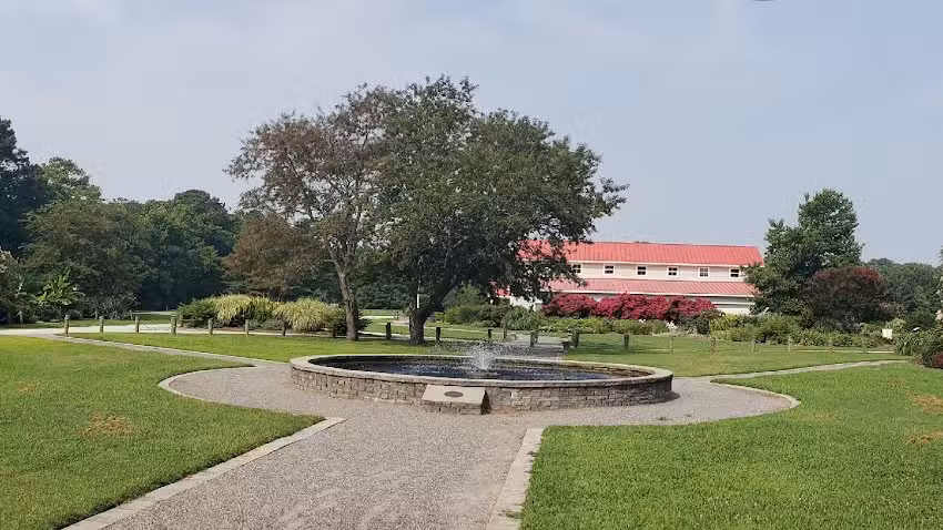 Deltaville Maritime Museum & Holly Point Nature Park