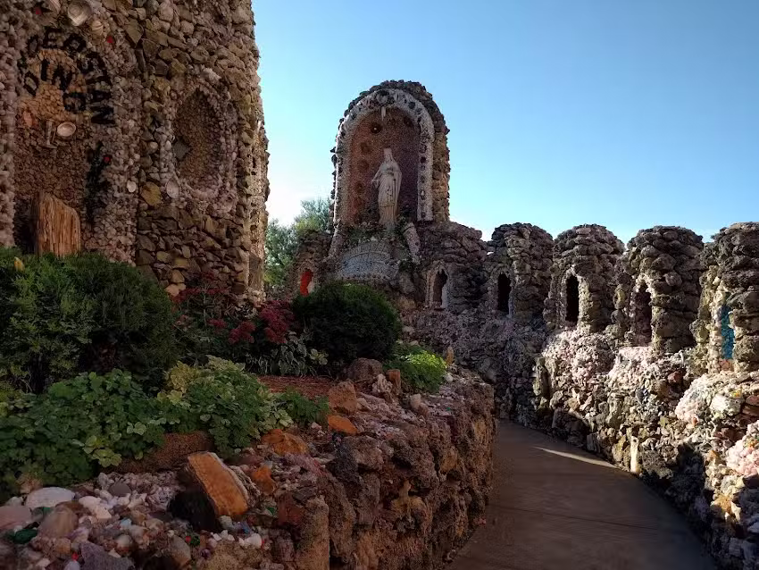 Dickeyville Grotto & Shrines- Gift Shop & Tours