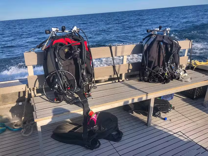 Double Action Dive Charters – Milwaukee