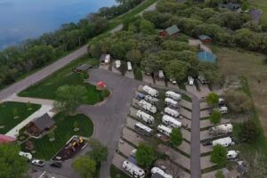 Eagle’s Roost RV Park & Cabin