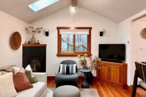 East Cliff Beach Cottage