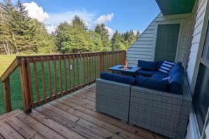 Evergreen Escape Snowshoe