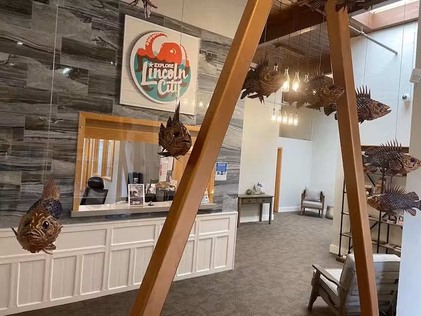 Explore Lincoln City Welcome Center
