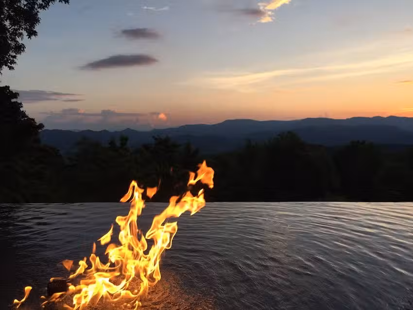 Fire Mountain Resort & Spa